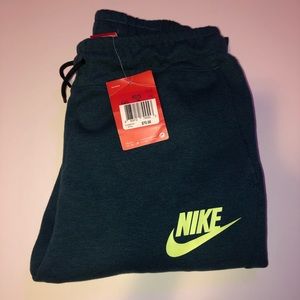 Nike joggers